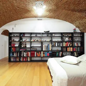 milan-center-luxury-loft.italymilanhotels.net/